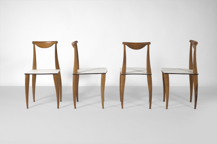 Sylvain Dubuisson - 4 chaises MB - ©ARTCURIAL