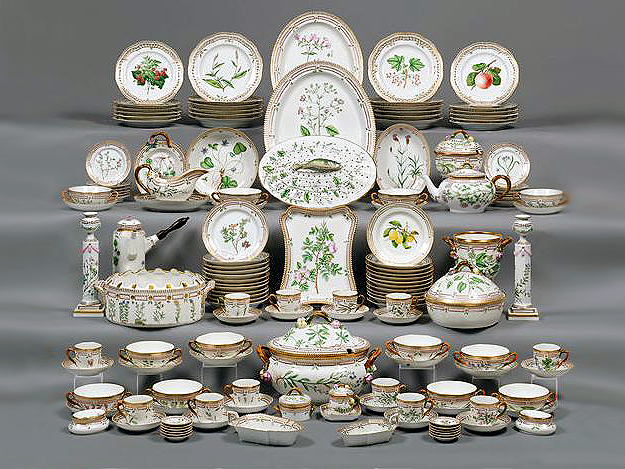 Royal Copenhagen Flora Danica Tafelservice, um 1790