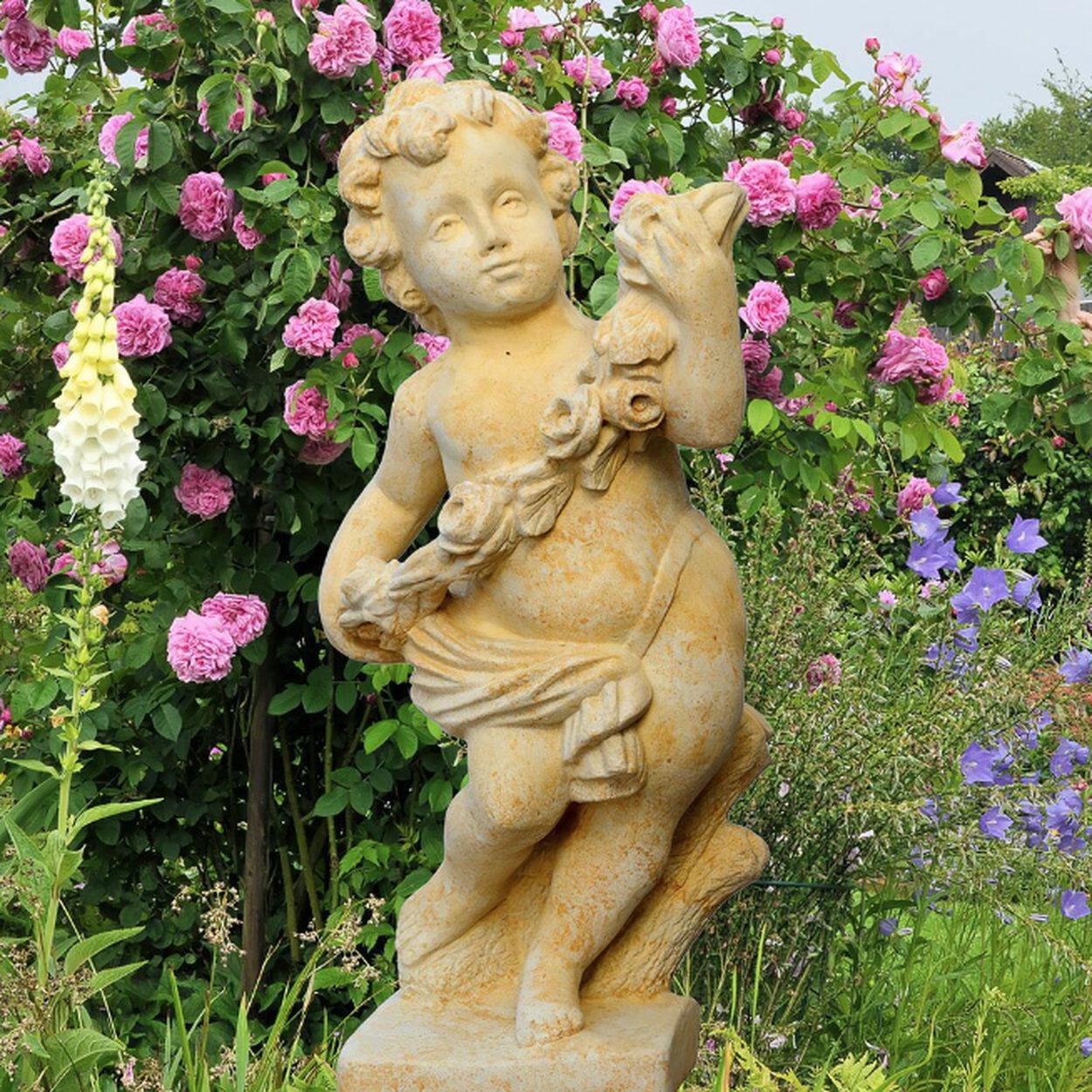 Gartenstatuen - Amor – Barocke Puttenskulptur aus Sandsteinguss